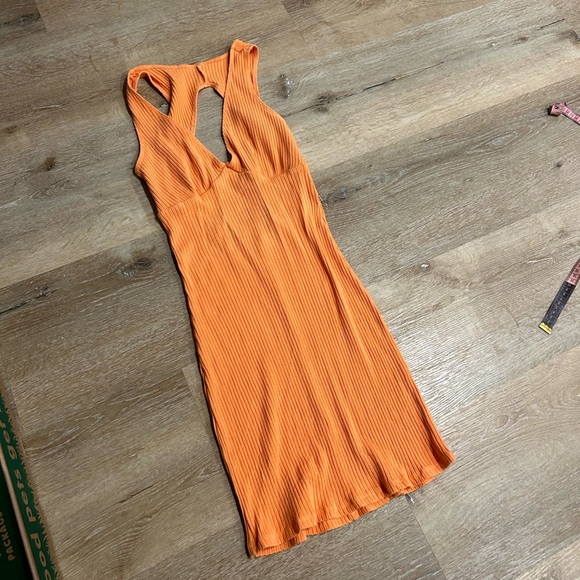 Reformation Dresses & Skirts - Reformation orange knit dress